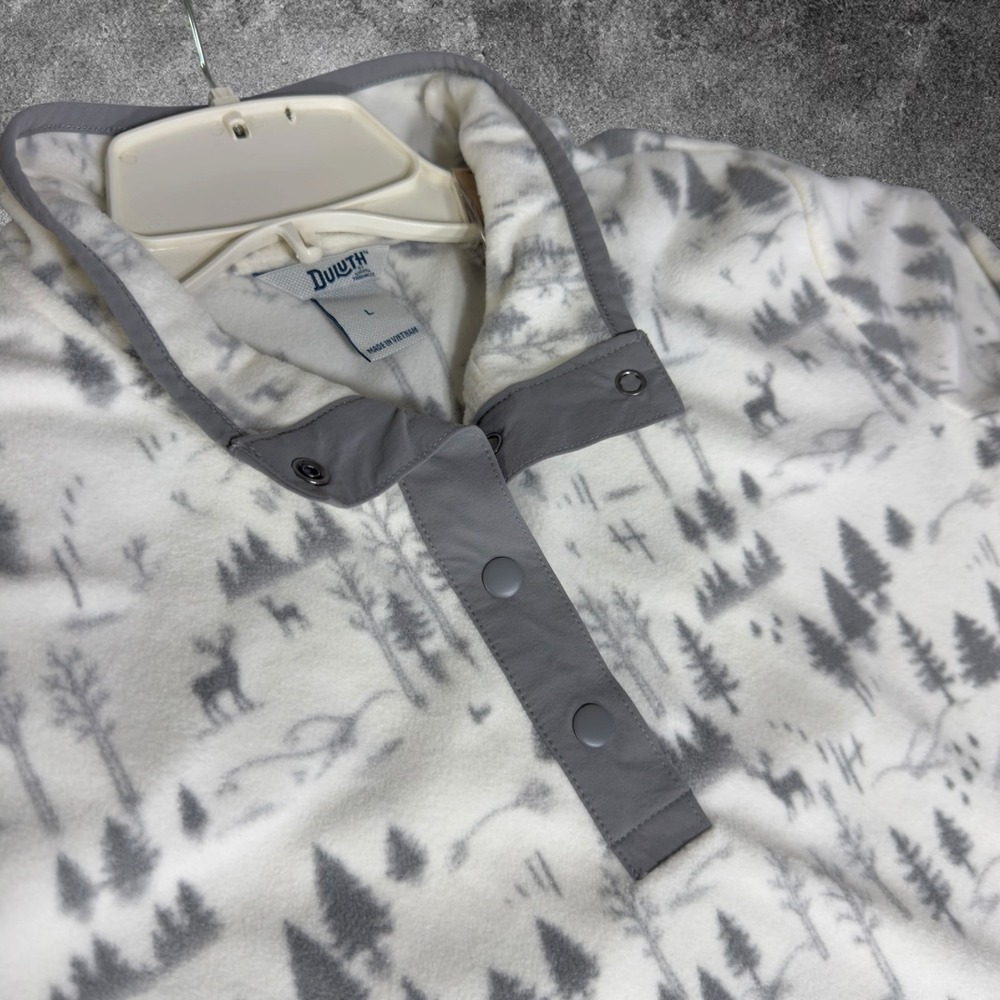 Duluth Trading Fleece Pullover Womens Large White Gray Deer Trees Snap Outdoor